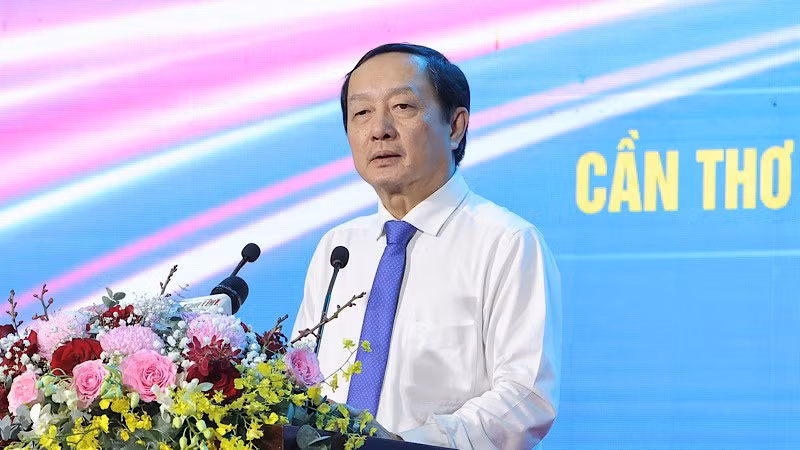 Đồng chí Huỳnh Thành Đạt, Phó Trưởng ban Tuyên giáo và Dân vận Trung ương phát biểu tại lễ khai mạc.