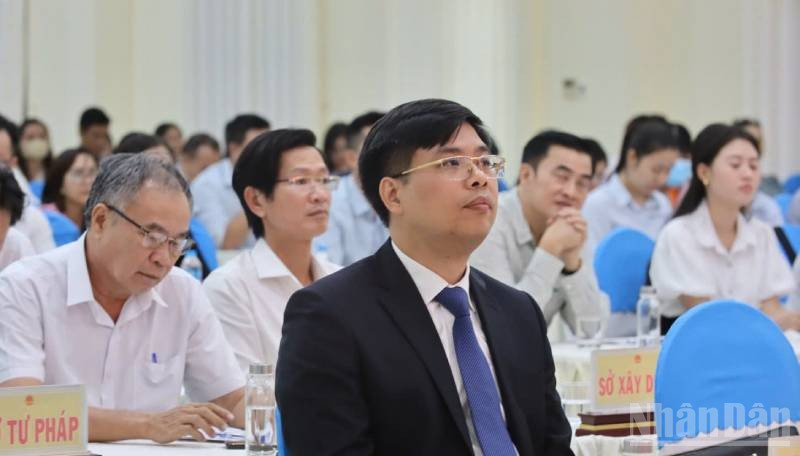 Đại biểu đến từ Trường đại học Tài chính-Marketing dự hội thảo. ndo_br_z6734318627023-982022dca11866452b750d5fd39ee1a4.jpg
