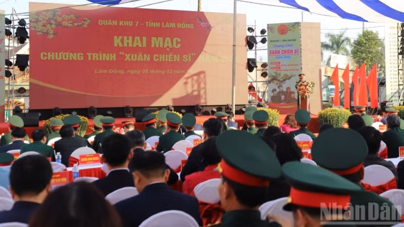 Quang cảnh Lễ khai mạc Chương trình "Xuân Chiến sĩ" lần thứ XI năm 2026 tại tỉnh Lâm Đồng.
