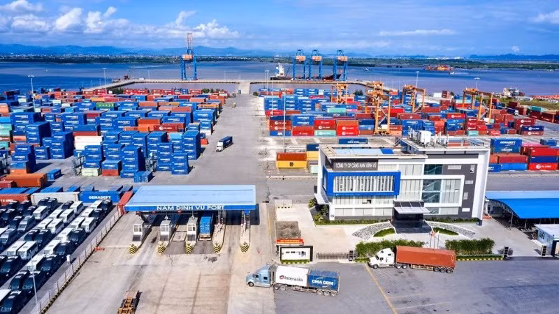 Cảng biển Hải Phòng được vận hành bằng Hệ thống giao nhận cổng tự động.