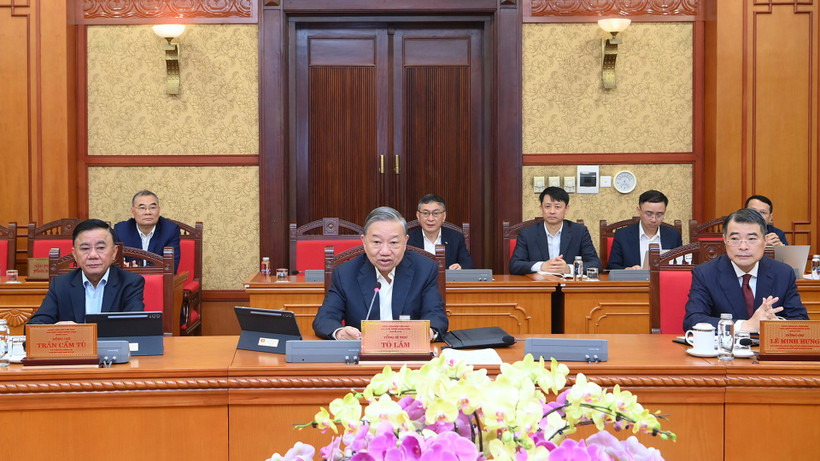 Tổng Bí thư Tô Lâm chủ trì phiên họp của Ban Bí thư về công tác tổ chức Tết Bính Ngọ 2026. (Ảnh: ĐĂNG KHOA)