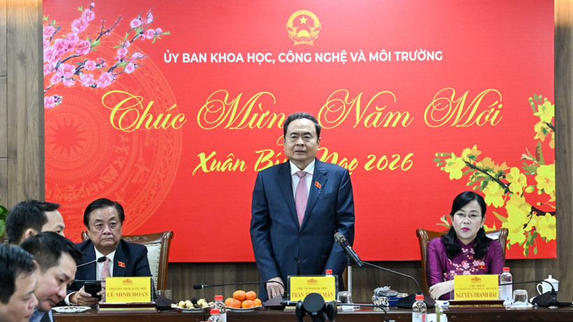Chủ tịch Quốc hội Trần Thanh Mẫn phát biểu chúc Tết, giao nhiệm vụ cho Ủy ban Khoa học, Công nghệ và Môi trường. (Ảnh: DUY LINH)