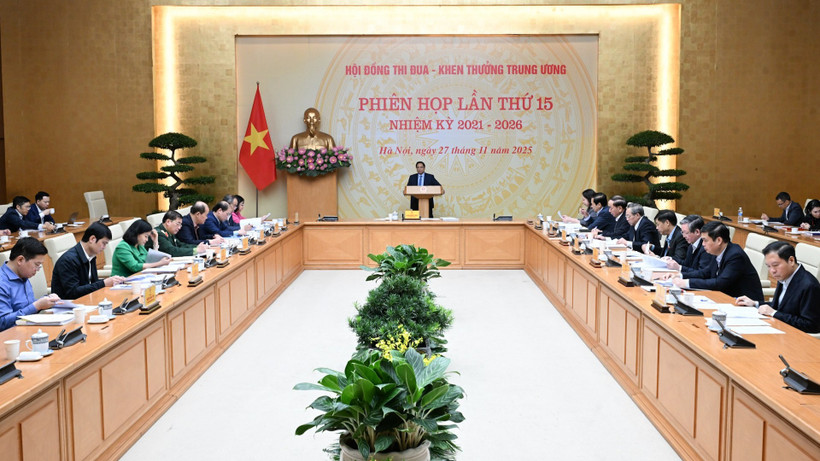 Quang cảnh phiên họp.