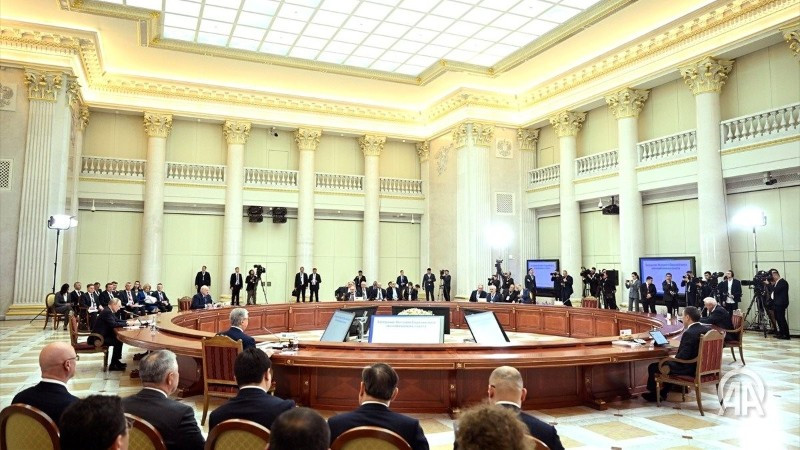 Cuộc họp Hội đồng tối cao Kinh tế Á-Âu tại St.Petersburg (Nga).