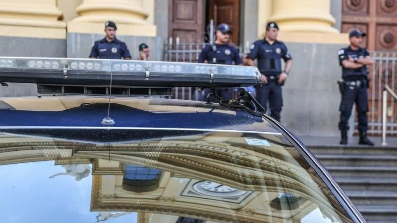 Các sĩ quan cảnh sát thực thi nhiệm vụ ở bang São Paulo, Brazil. (Ảnh: Rahel Patrasso/Xinhua)