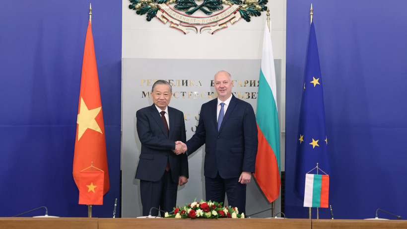 Tổng Bí thư Tô Lâm hội kiến Thủ tướng Bulgaria Rosen Zhelyazkov. (Ảnh: THỐNG NHẤT/TTXVN)