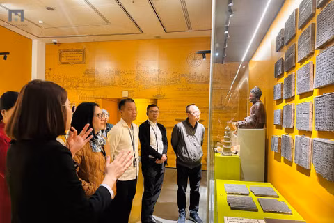 Sau khi vận hành hệ thống trưng bày thường xuyên, Bảo tàng Hà Nội hiện là một địa chỉ du lịch mới hấp dẫn du khách.