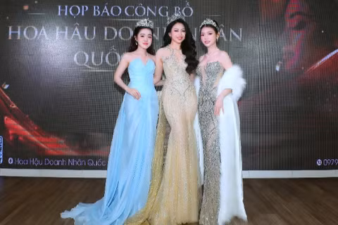 Các Hoa hậu và người đẹp tham dự họp báo cuộc thi Hoa hậu Doanh nhân quốc gia năm 2026.