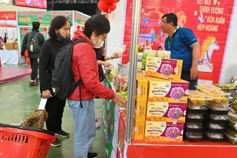 Ngày đầu tiên của Tết Nguyên đán Bính Ngọ 2026 ghi nhận sức mua giảm mạnh so với cao điểm cận Tết.