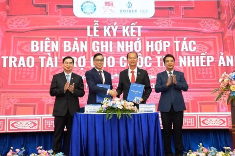 Trung tâm Bảo tồn di tích Cố đô Huế ký kết hợp tác chiến lược với Bệnh viện đa khoa quốc tế Huế.