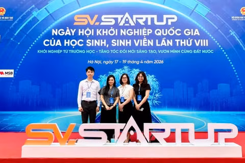 Các thành viên của Viện Đổi mới sáng tạo Văn hóa, Giáo dục và Khởi nghiệp Việt Nam (VICEE) đồng hành cùng SV STARTUP 2026 với vai trò mentor.