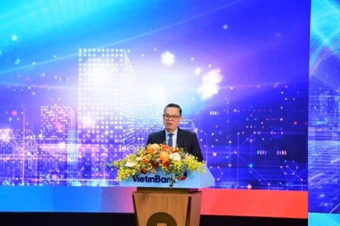 Ông Trần Minh Bình - Bí thư Đảng ủy, Chủ tịch hội đồng quản trị VietinBank phát biểu khai mạc Đại hội đồng cổ đông thường niên 2026.