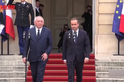 [Video] Tân thủ tướng Pháp cam kết thay đổi căn bản chính sách