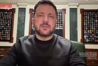 [Video] Tổng thống Ukraine V. Zelensky nói Nga chuẩn bị tập kích trước đàm phán 