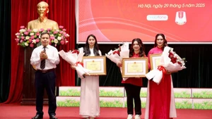 Các thí sinh đoạt giải Nhất cuộc thi Tuổi trẻ học tập và làm theo tư tưởng, đạo đức, phong cách Hồ Chí Minh, năm học 2024-2025.