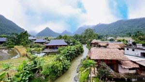 Một góc thung lũng Lâm Thượng bên dòng Khuổi Nọi.