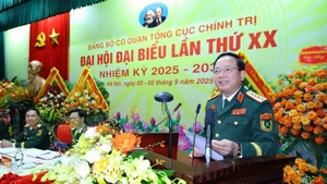 Đại tướng Trịnh Văn Quyết, Bí thư Trung ương Đảng, Ủy viên Thường vụ Quân ủy Trung ương, Chủ nhiệm Tổng cục Chính trị Quân đội nhân dân Việt Nam phát biểu chỉ đạo tại Đại hội.