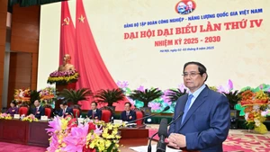 Thủ tướng Chính phủ Phạm Minh Chính phát biểu ý kiến chỉ đạo Đại hội đại biểu Đảng bộ Tập đoàn Công nghiệp-Năng lượng Quốc gia Việt Nam. (Ảnh: Trần Hải) 