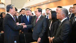 Chủ tịch Quốc hội Trần Thanh Mẫn gặp Ủy viên trưởng Ủy ban Thường vụ Nhân đại toàn quốc Trung Quốc Zhao Leji (Triệu Lạc Tế). (Ảnh: quochoi.vn)