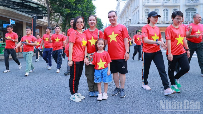 ndo_br_tinh-yeu-nuoc-2-6723.jpg