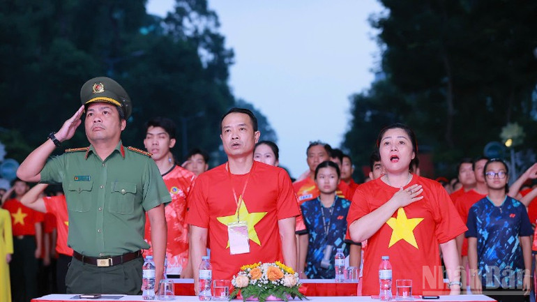 ndo_br_hat-quoc-ca-1-6371.jpg
