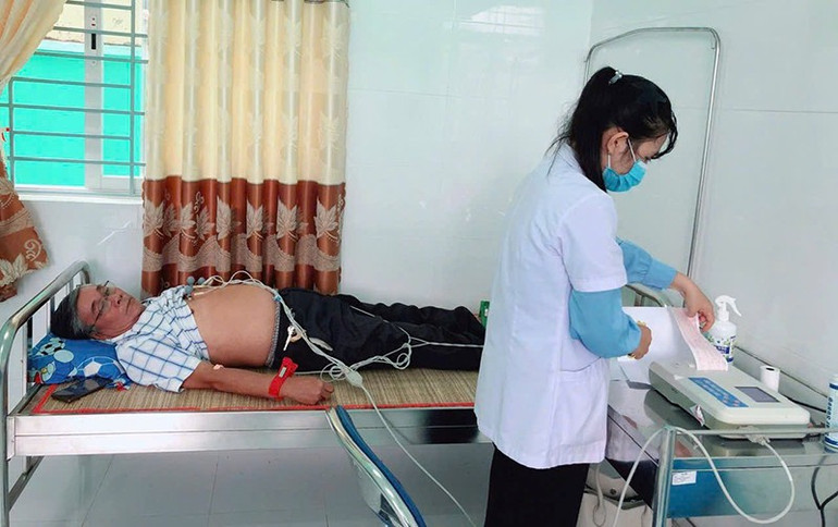 Cần chú trọng đầu tư cho y tế tuyến cơ sở. 1a757a06cec7789921d6-1.jpg