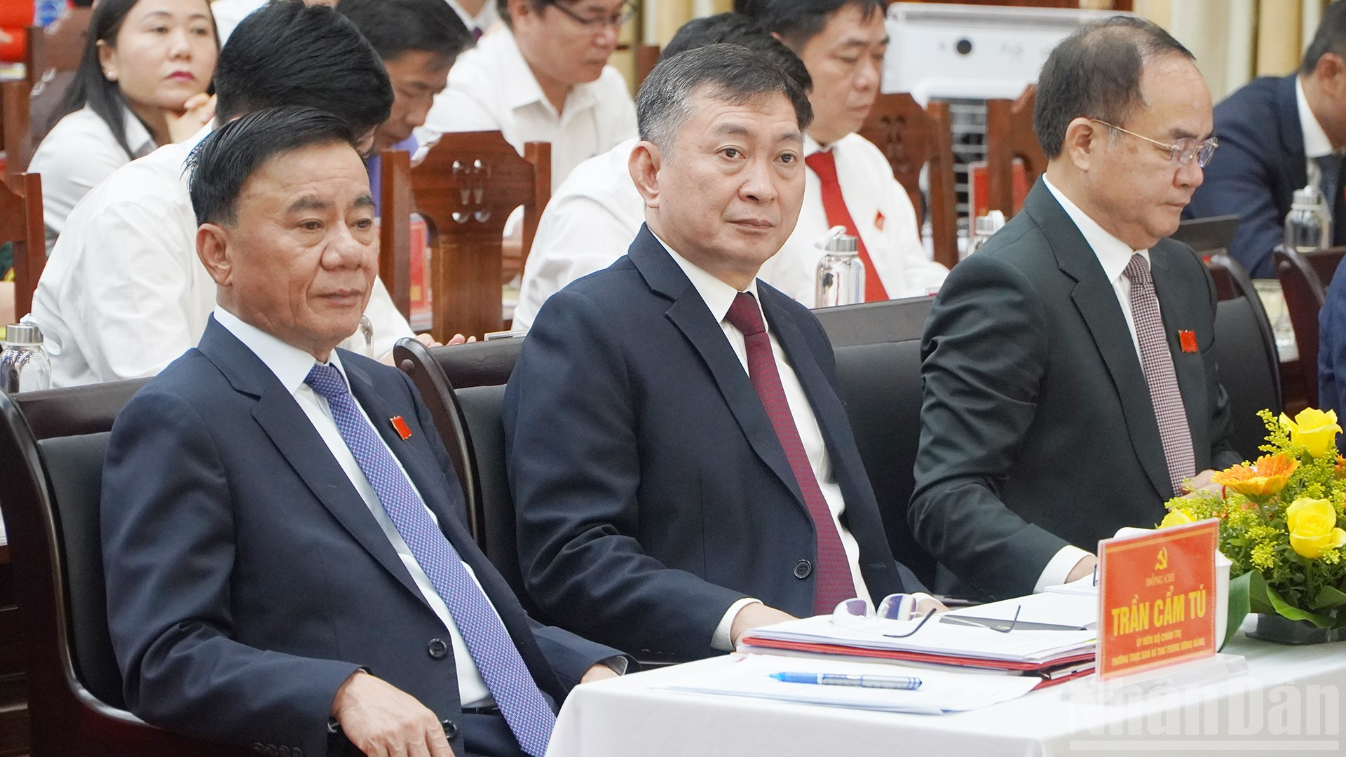 Đồng chí Trần Cẩm Tú, Ủy viên Bộ Chính trị, Thường trực Ban Bí thư dự, chỉ đạo Đại hội Đảng bộ phường Bàn Thạch lần thứ I. (Ảnh: ANH QUÂN) ndo_br_3.jpg