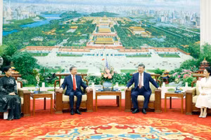 Chiều 15/4, tại Thủ đô Bắc Kinh, Tổng Bí thư, Chủ tịch nước Tô Lâm và Phu nhân cùng Tổng Bí thư, Chủ tịch nước Trung Quốc Tập Cận Bình và Phu nhân dự tiệc trà. (Ảnh: TTXVN)
