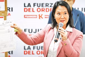 Bà Keiko Fujimori đắc cử Tổng thống Peru.
