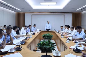 Phó Thủ tướng Thường trực Phạm Gia Túc làm việc về chủ trương đầu tư dự án cao tốc Bảo Hà-Lai Châu. (Ảnh: chinhphu.vn)