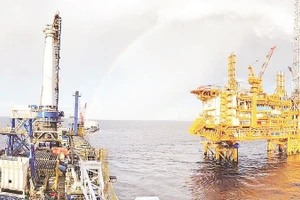 Giàn khai thác khí Sao Vàng CPP.