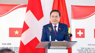 Chủ tịch Quốc hội Trần Thanh Mẫn phát biểu khai mạc Tọa đàm "Xây dựng và vận hành Trung tâm tài chính quốc tế và khuyến nghị cho Việt Nam". (Ảnh: TTXVN)