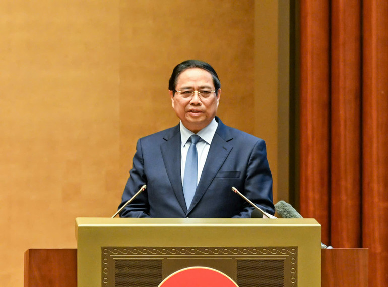 Thủ tướng Chính phủ Phạm Minh Chính truyền đạt Chuyên đề 1. (Ảnh: DUY LINH)