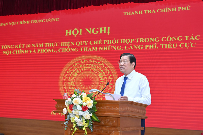 Trưởng Ban Nội chính Trung ương Phan Đình Trạc phát biểu tại hội nghị. (Ảnh: ĐĂNG KHOA) a4-bnd-6751.jpg