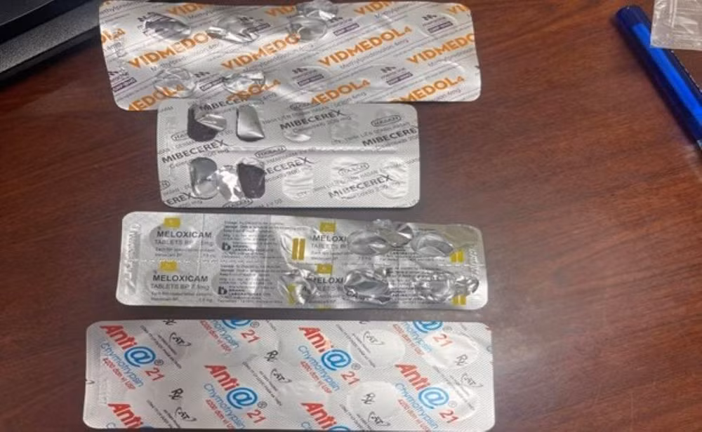 Số lượng thuốc mà bệnh nhân tự ý dùng có thể dẫn tới xuất huyết tiêu hóa, suy thận cấp, tăng đường huyết, tăng huyết áp, thậm chí đe dọa tính mạng.