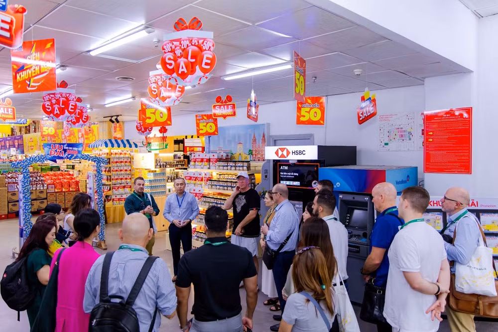 Đoàn doanh nghiệp nông nghiệp Australia tới thăm các chuỗi bán lẻ và siêu thị ở Việt Nam. (Ảnh: BTC)