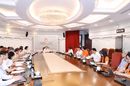 Quang cảnh phiên họp. (Ảnh: MAI ĐỈNH)