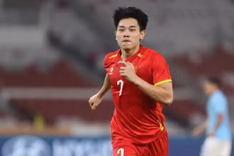 Đình Bắc ghi bàn thắng thứ hai ấn định chiến thắng 2-1 cho U23 Việt Nam. (Ảnh: VFF)