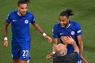Christopher Nkunku ăn mừng bàn thắng thứ hai cho Chelsea. (Ảnh: Chelsea FC)