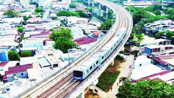 Tuyến metro số 1 (Bến Thành-Suối Tiên) hiện có gần 500 nhân sự phục vụ vận hành.