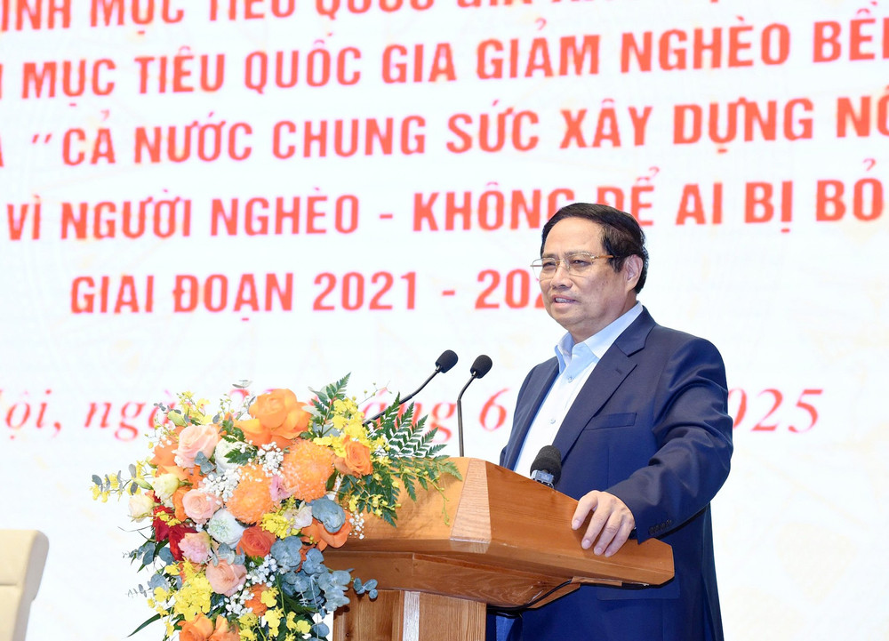 Thủ tướng Phạm Minh Chính phát biểu tại Hội nghị toàn quốc tổng kết Chương trình mục tiêu quốc gia xây dựng nông thôn mới. img-2681.jpg