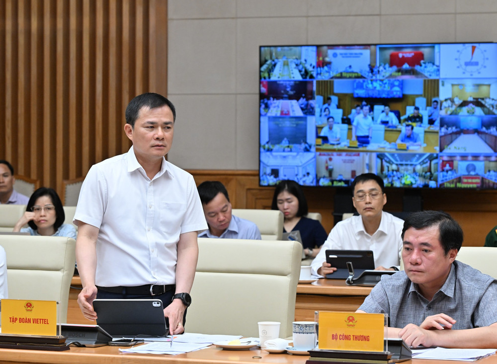 Chủ tịch kiêm Tổng Giám đốc Tập đoàn Công nghiệp-Viễn thông Quân đội (Viettel) Tào Đức Thắng phát biểu. dsc-2547.jpg