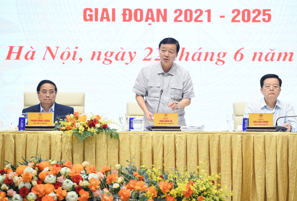 Phó Thủ tướng Trần Hồng Hà phát biểu tại Hội nghị. dsc-4469.jpg