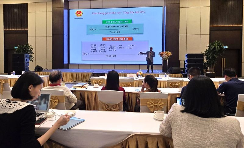 Hội thảo chuyên đề về quy tắc xuất xứ hàng hóa.