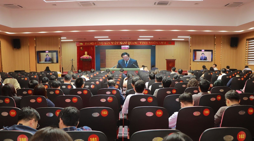 Bộ Công thương nghiêm túc quán triệt Nghị quyết 79 và 80 tại Hội nghị trực tuyến toàn quốc.