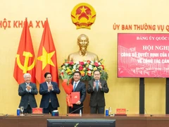 Hội nghị công bố Quyết định của Bộ Chính trị chỉ định Phó Bí thư chuyên trách Đảng ủy Quốc hội