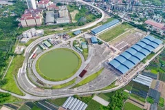 Depot của tuyến đường sắt đô thị Nhổn - ga Hà Nội (tại Nhổn) bố trí được khoảng 100 xe khách 45 chỗ. (Ảnh: ND)