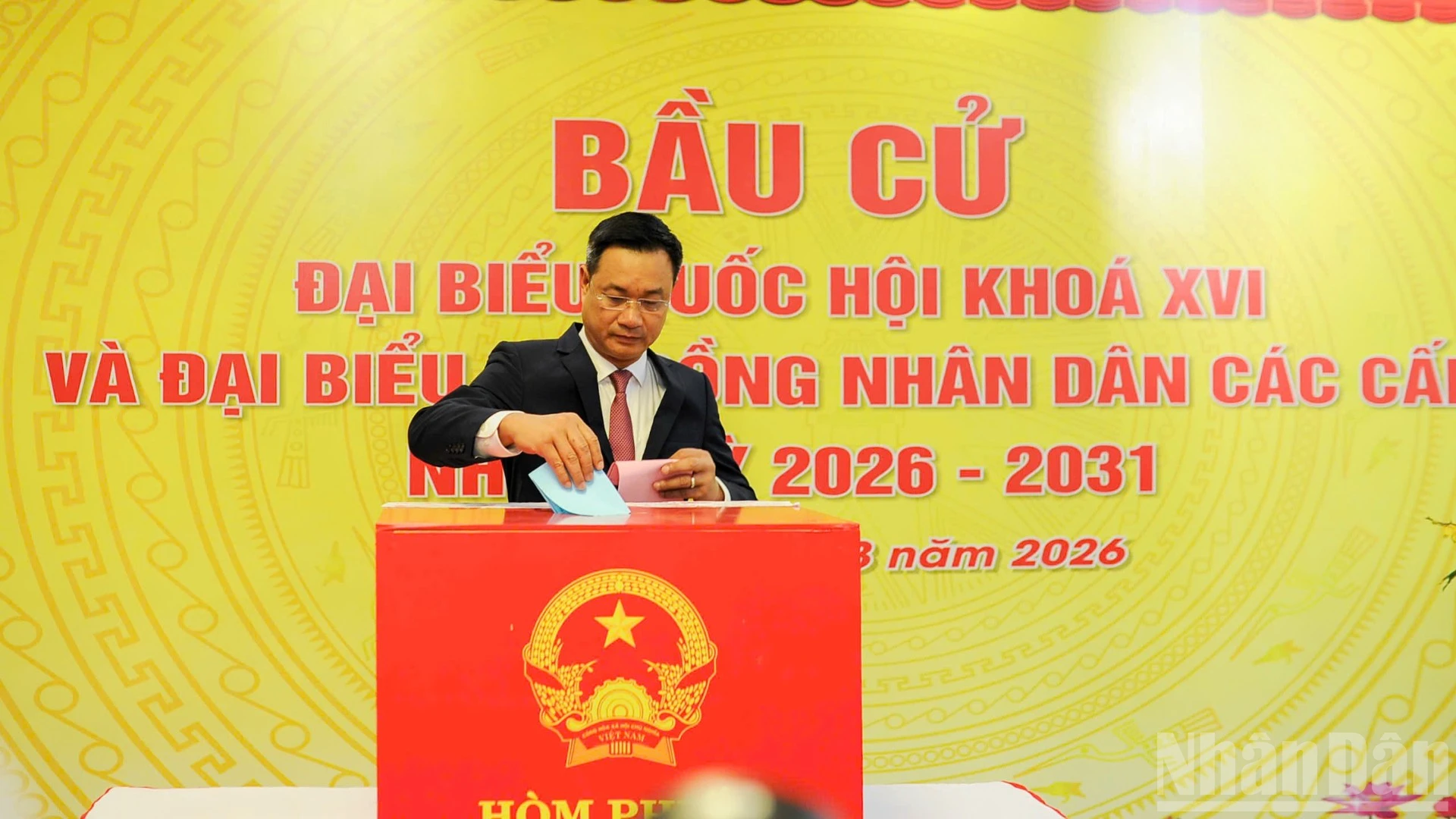 Đà Nẵng khai mạc bầu cử Quốc hội khóa XVI: Cử tri hăng hái thực hiện quyền công dân