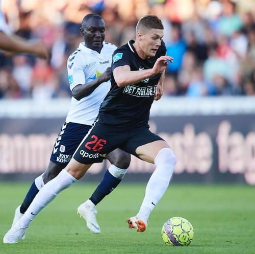 Dovbyk gặp nhiều khó khăn khi chuyển tới Đan Mạch. (Ảnh: FC Midtjylland)