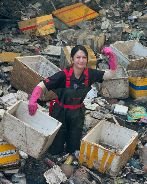 Sài Gòn Xanh sử dụng sáng kiến phao chắn rác.